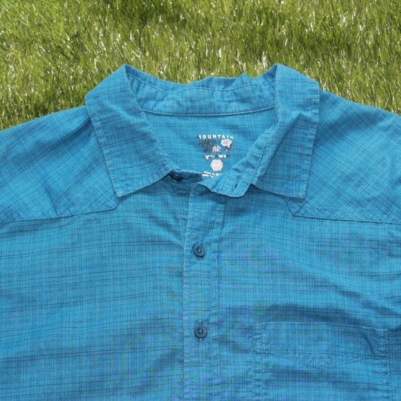 Mountain Hardware Men's Short Sleeve Shirt - Medium - Picture 4 of 12